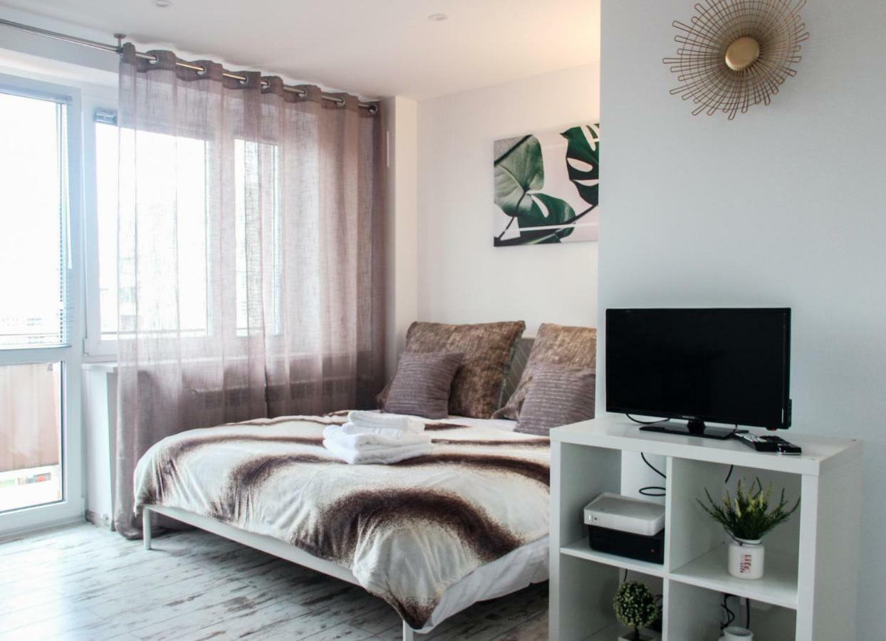 Sunny City Center Apartment Warsaw Exterior photo